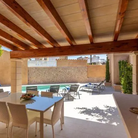 Sleeps 8 With Pool Air Con And Wifi Villa
