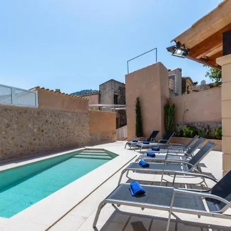Villa Sleeps 8 With Pool Air Con And Wifi Pollenca