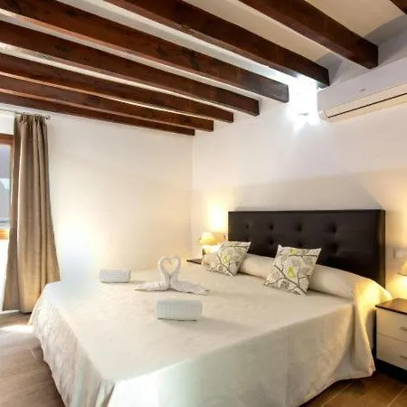 Sleeps 8 With Pool Air Con And Wifi Villa